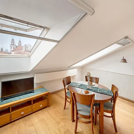 Old Town Traku Street Апартаменты *