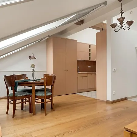 Old Town Traku Street Appartement